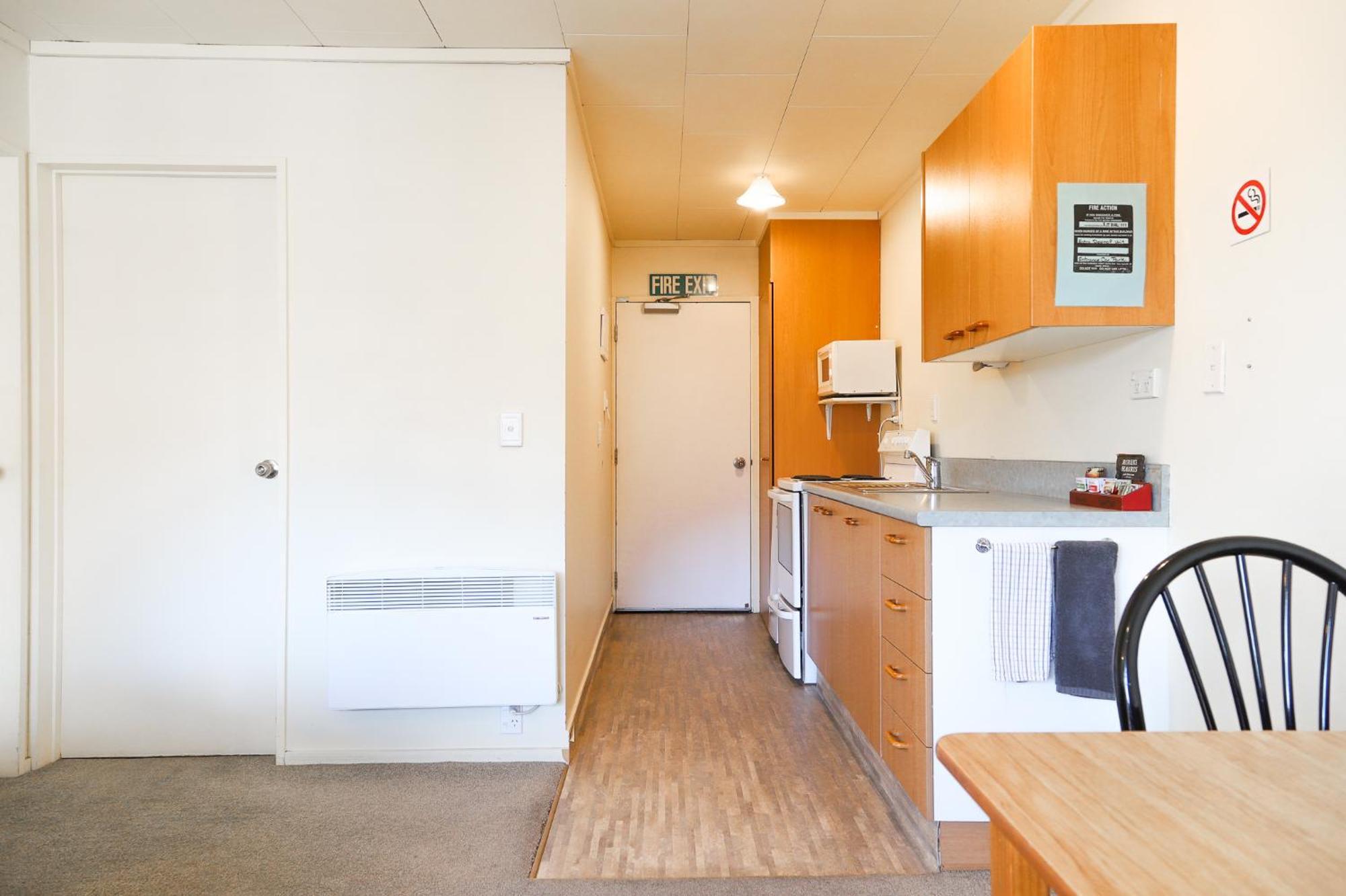 Ride Base Wanaka Apartments Eksteriør bilde