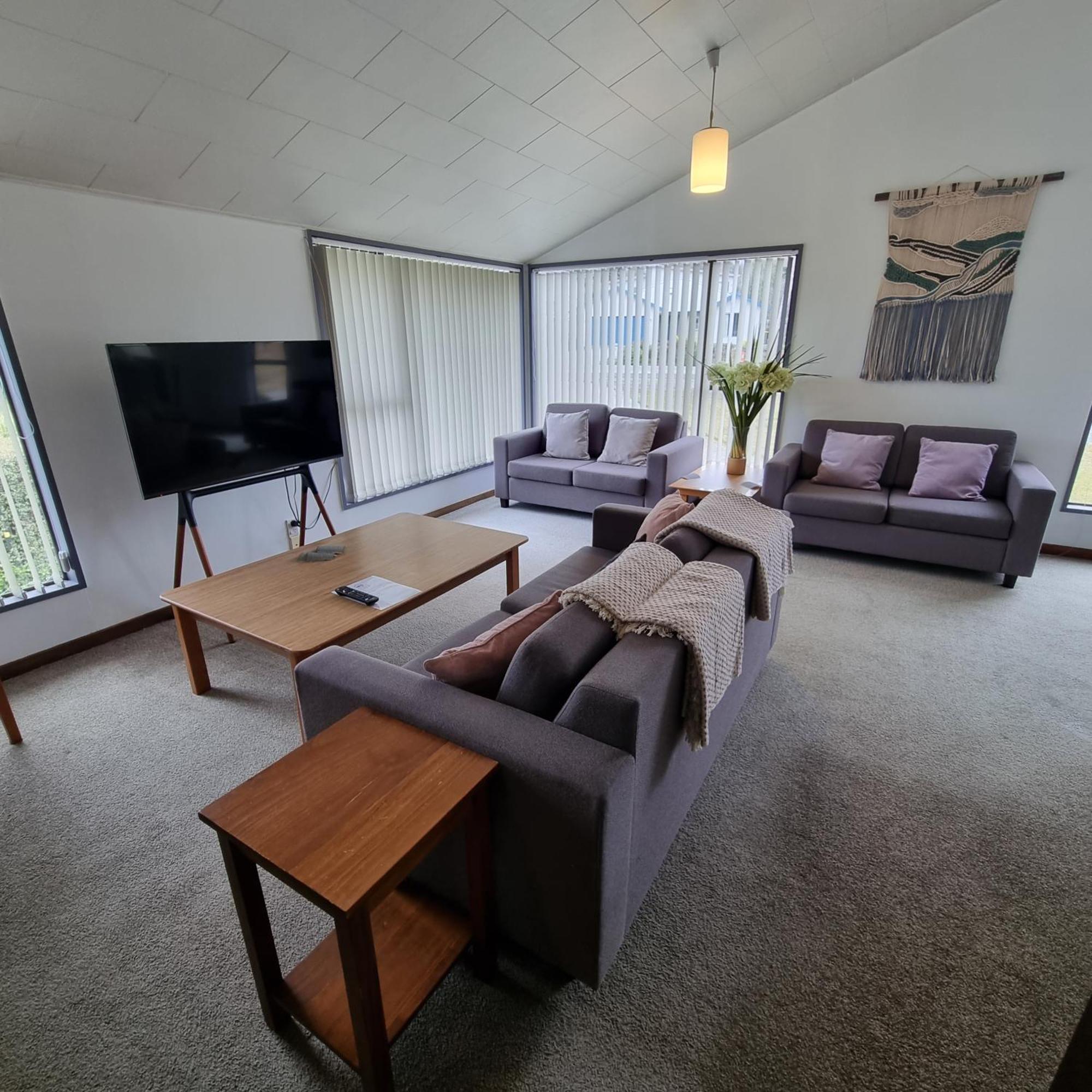 Ride Base Wanaka Apartments Eksteriør bilde